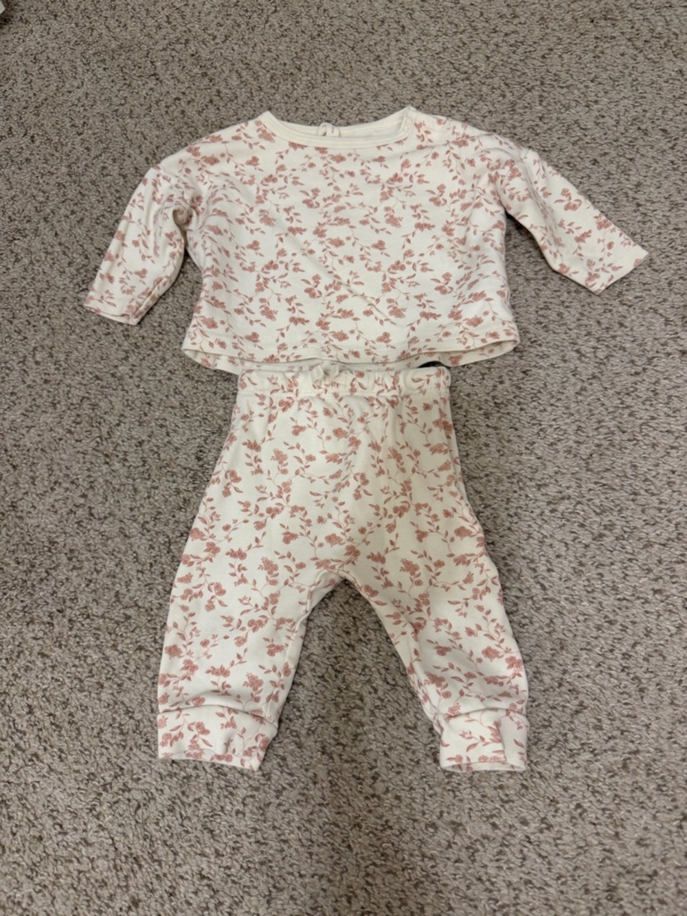 Quincy Mae French Garden Set